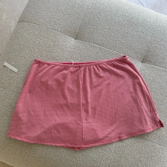 NWT LISA SAYS GAH RED PLAID DARCY SKORT